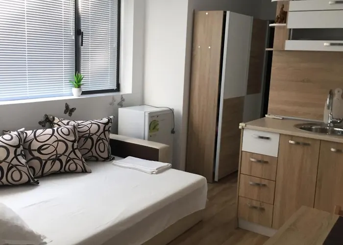 Appartement Zori Burgas Stad